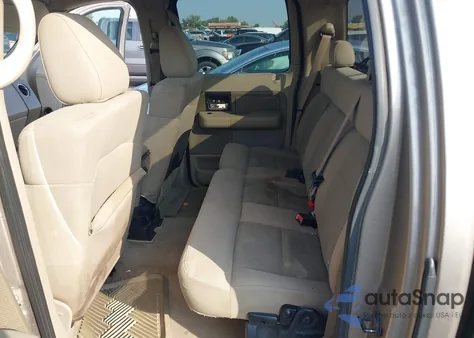 2004 Ford F-150 Lariat/Xlt z USA, uszkodzony, nr VIN 1FTPW12504KC37996